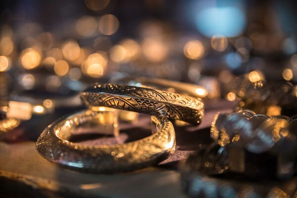 fashion, luxury & lifestyle